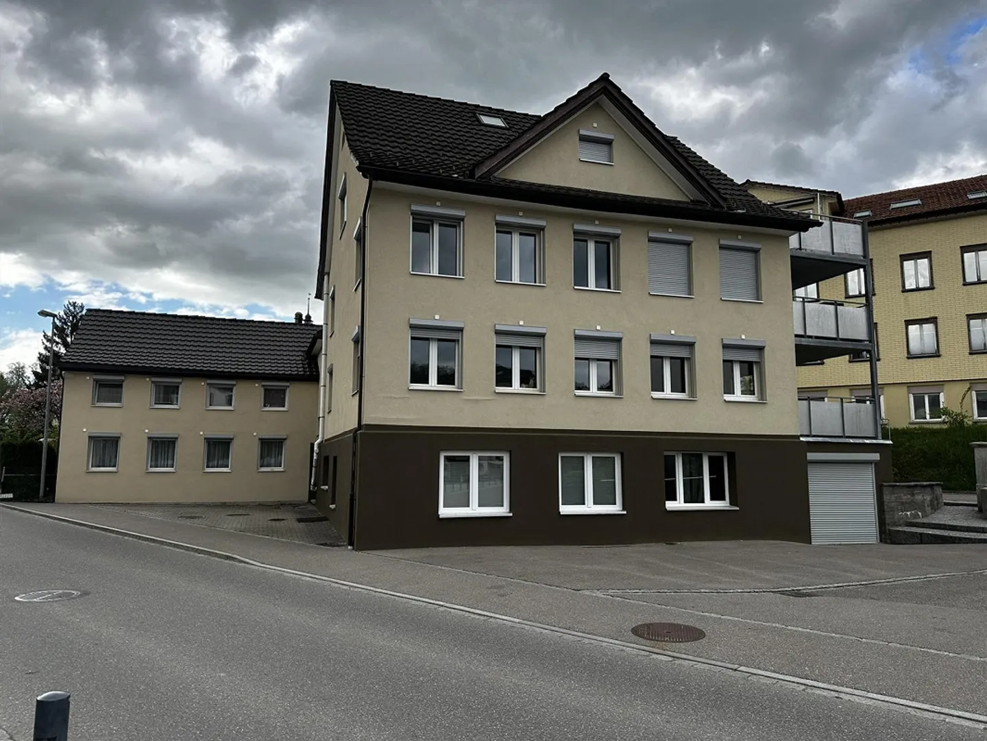 Beautiful 3.5 room apartment with balcony 1st floor - Photo 1 of 13