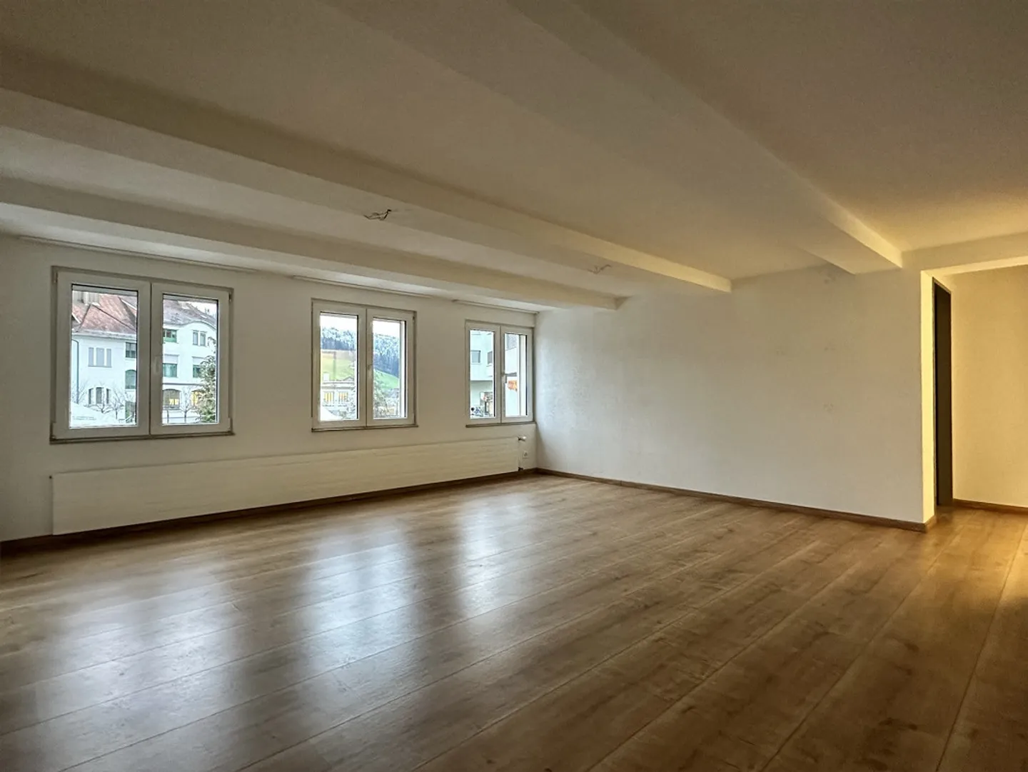 Beautiful 3.5 room apartment with balcony 1st floor - Photo 4 of 13