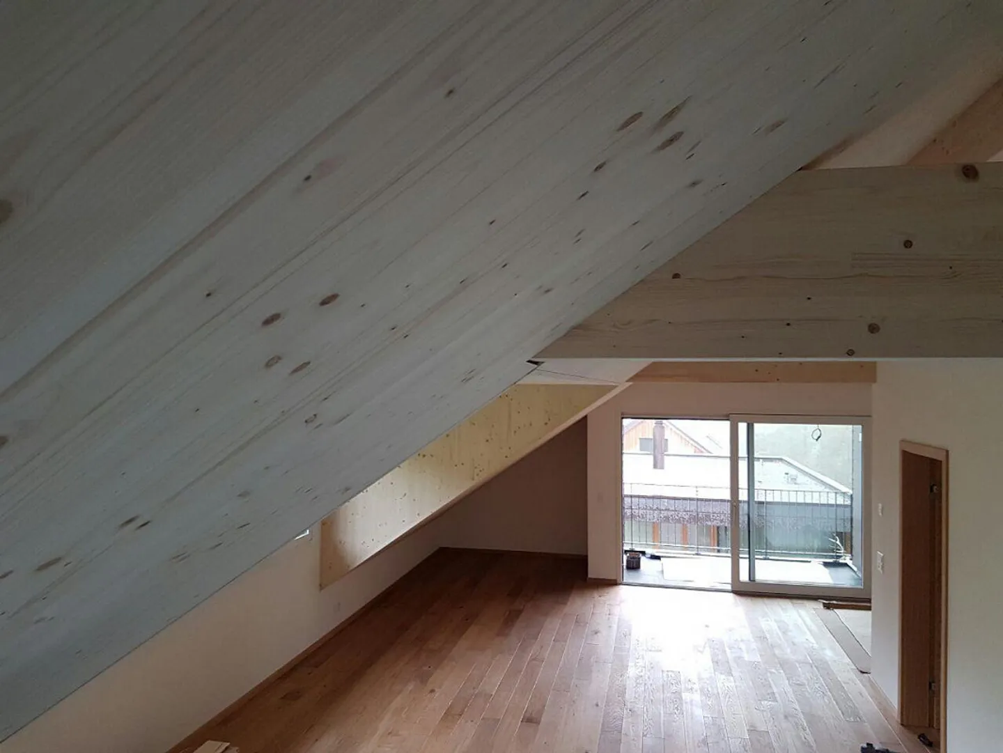 Moderner Loft mit atemberaubender Aussicht - Foto 6 von 10