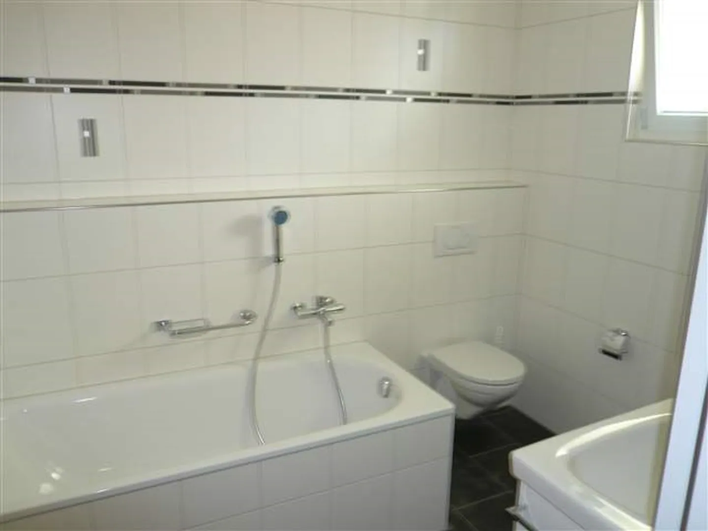 Beautiful 4.5-room apartment East C02 - Photo 7 of 8