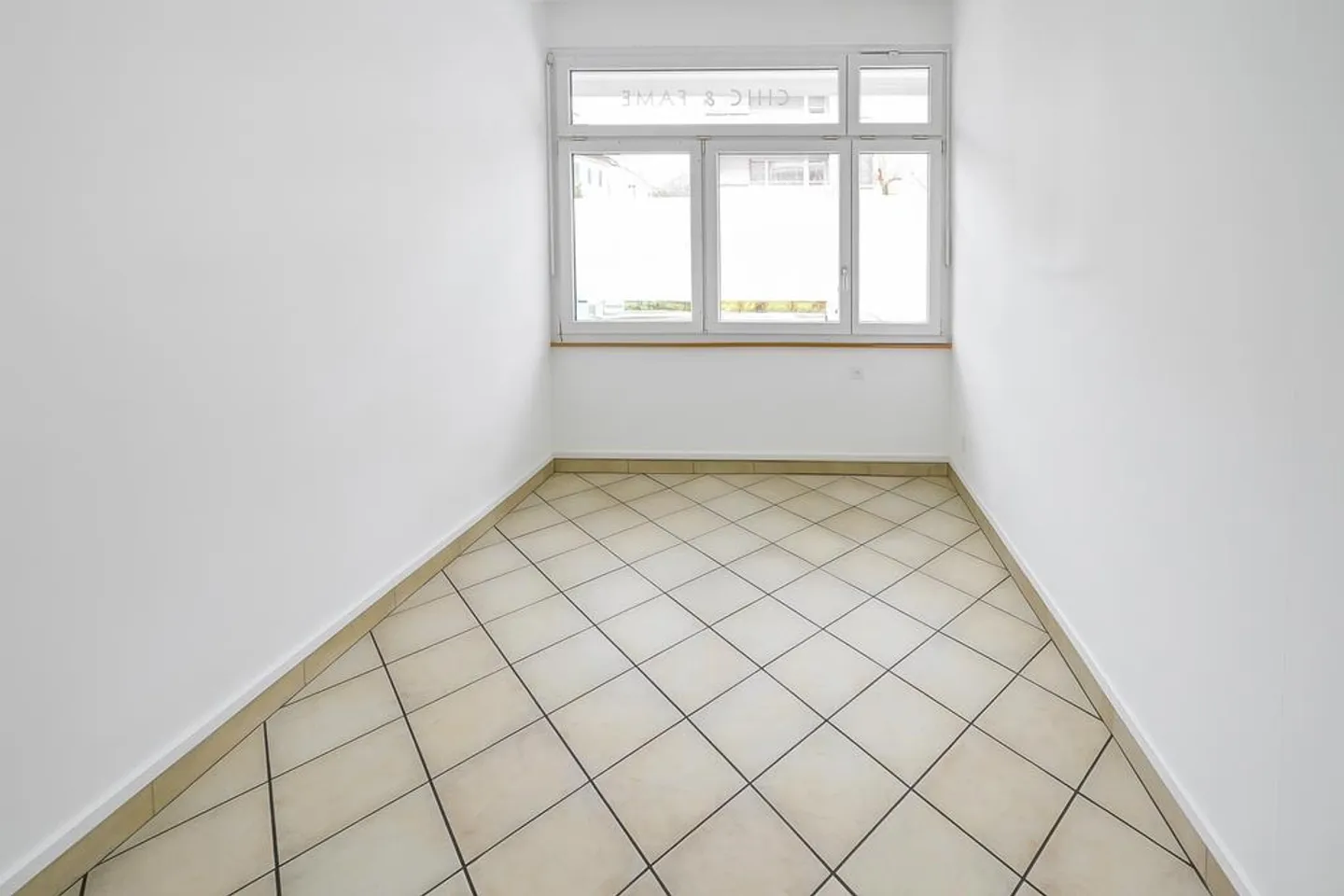 Spazio ufficio/commerciale in una posizione tranquilla e attraente a 8400 Winterthur - Foto 4 di 8