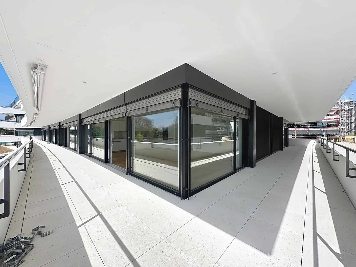 Luxuriöse Wohnung mit Traumhaftem Blick - Foto 9 von 13