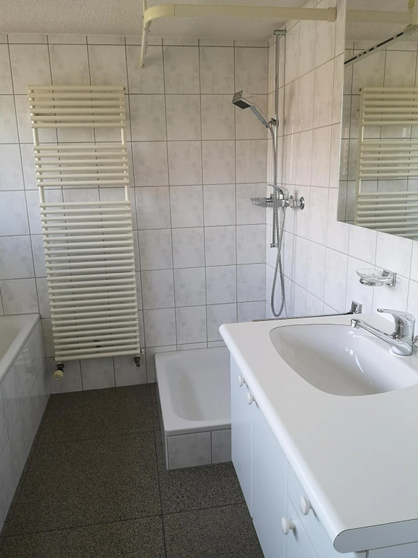 Bella appartamento di 2 stanze con balcone - Foto 4 di 10