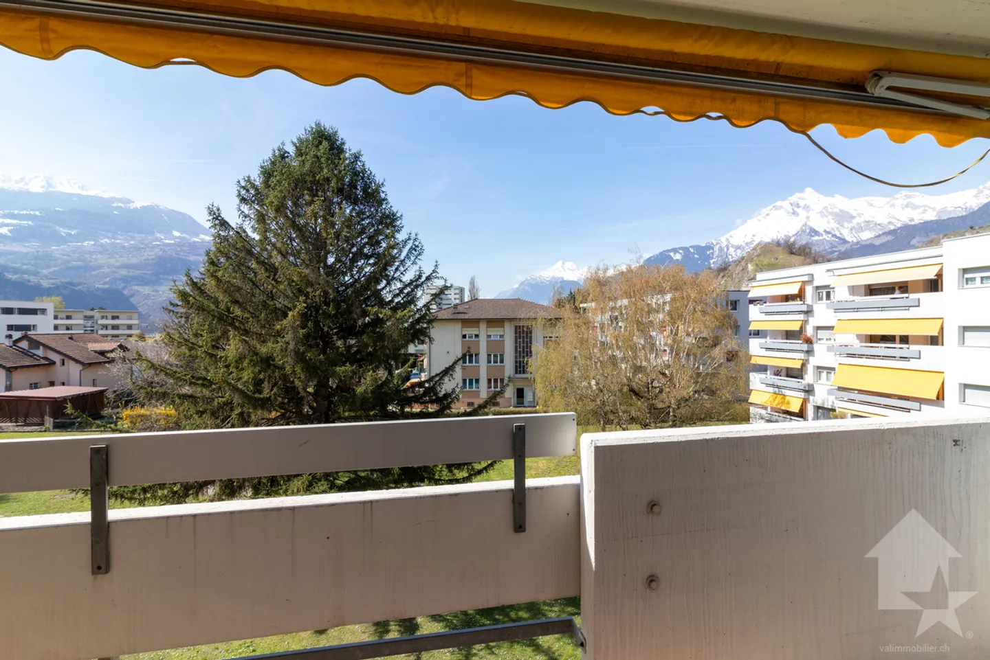 Beautiful 4.5-room apartment with 2 parking spaces included - Photo 13 of 15