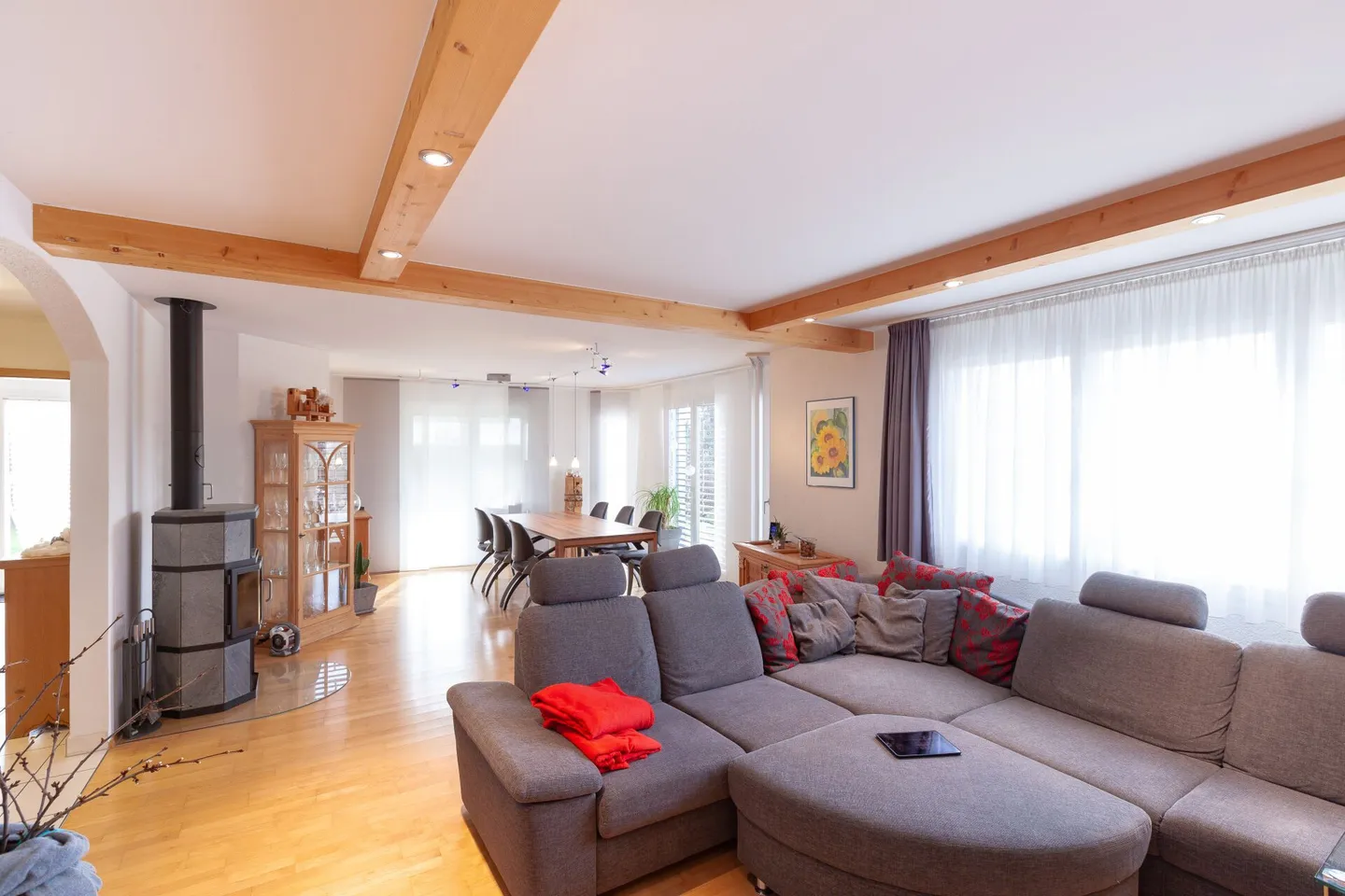 Maison individuelle moderne avec idylle de jardin et finition de haute qualité - Photo 7 sur 12