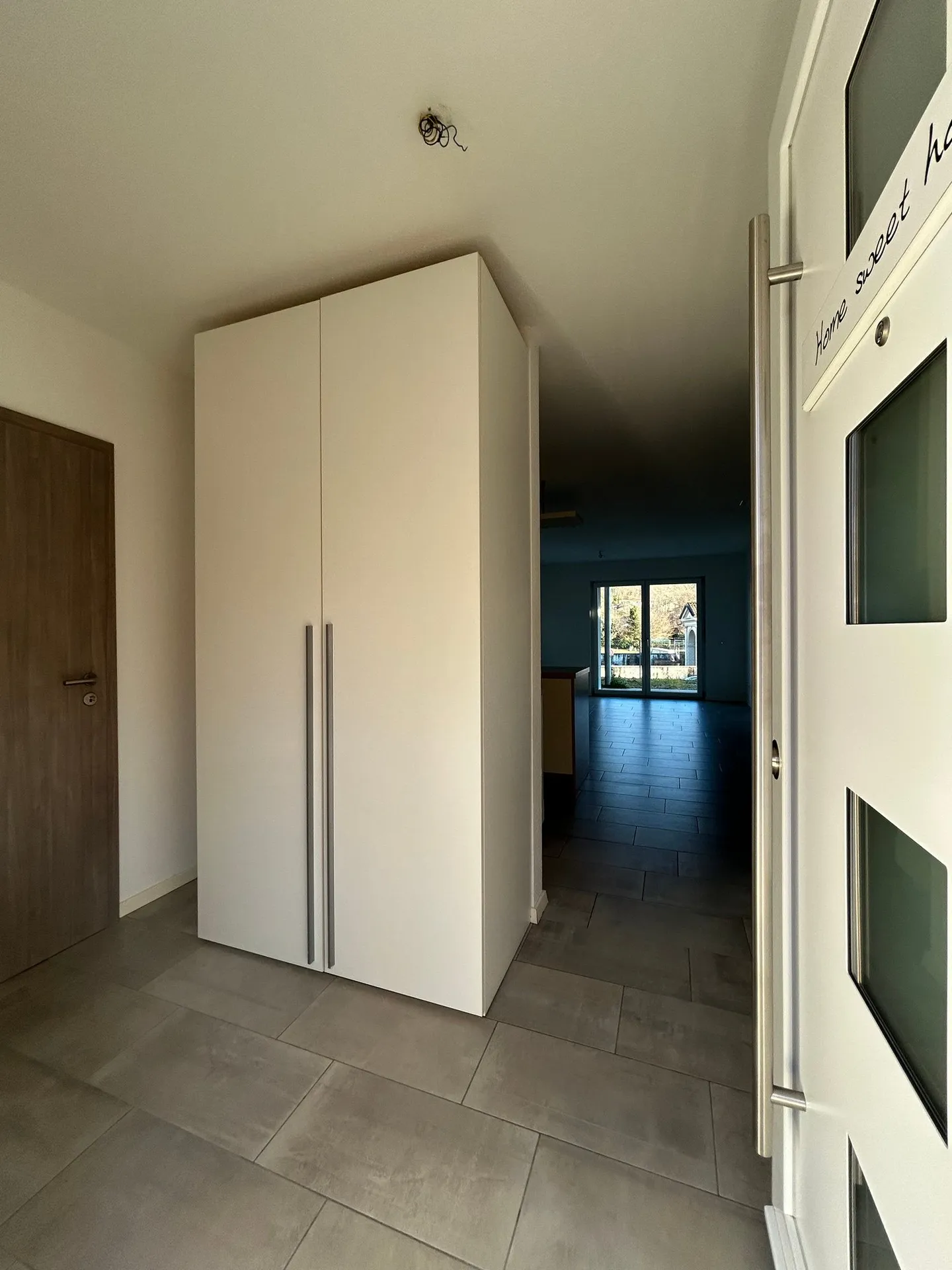 PONTE CAPRIASCA - 3.5-ROOM APARTMENT WITH GARDEN FOR RENT - Photo 2 of 9