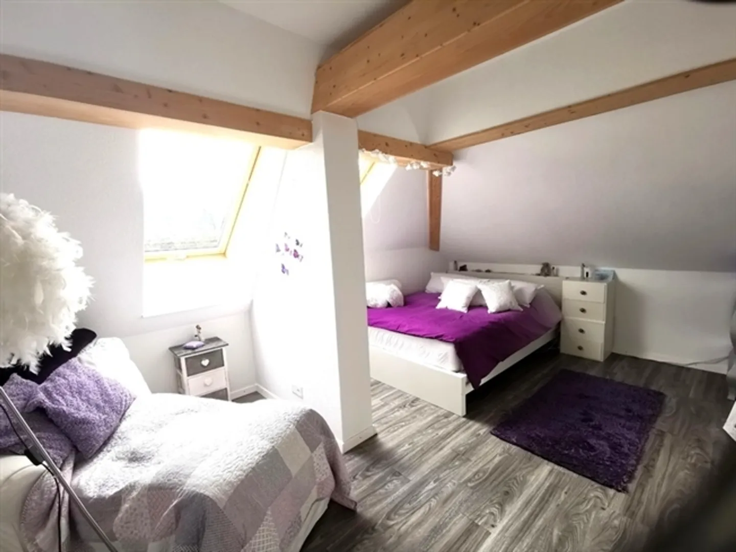 Appartement sous les combles de 2½ pièces à Heimberg (BE), meublé, temporaire - Photo 3 sur 10