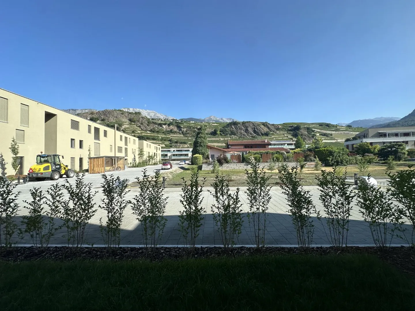 Appartement moderne avec jardin - Photo 4 sur 16