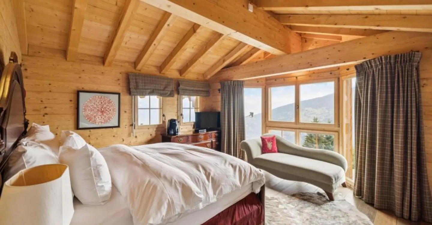 Authenticity, well-being and panoramic view - Photo 11 of 12