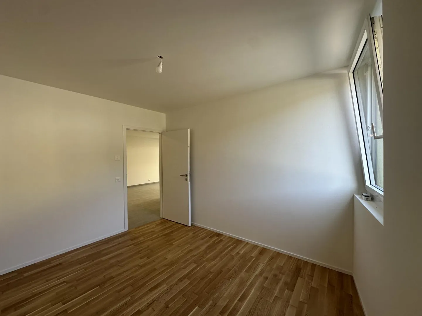 Appartement moderne avec jardin - Photo 10 sur 16