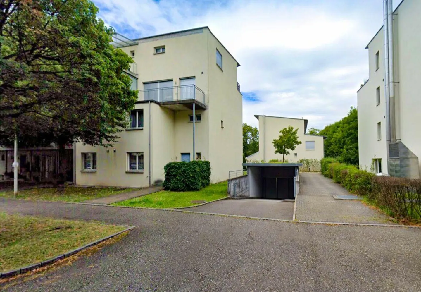 Box auto in autorimessa ad Arlesheim - Foto 1 di 5