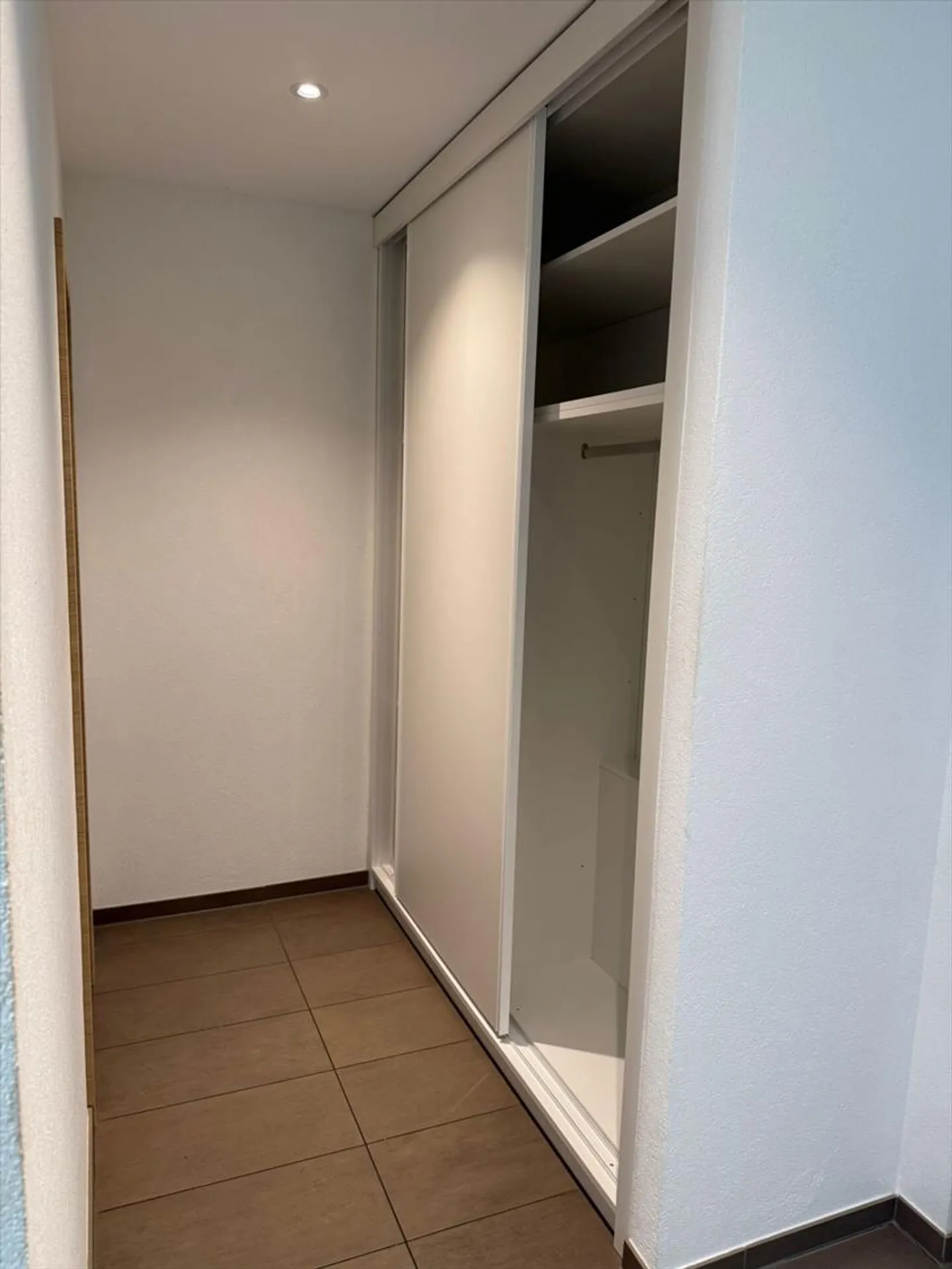 1.5 Room Apartment in Vallorbe - Photo 6 of 13