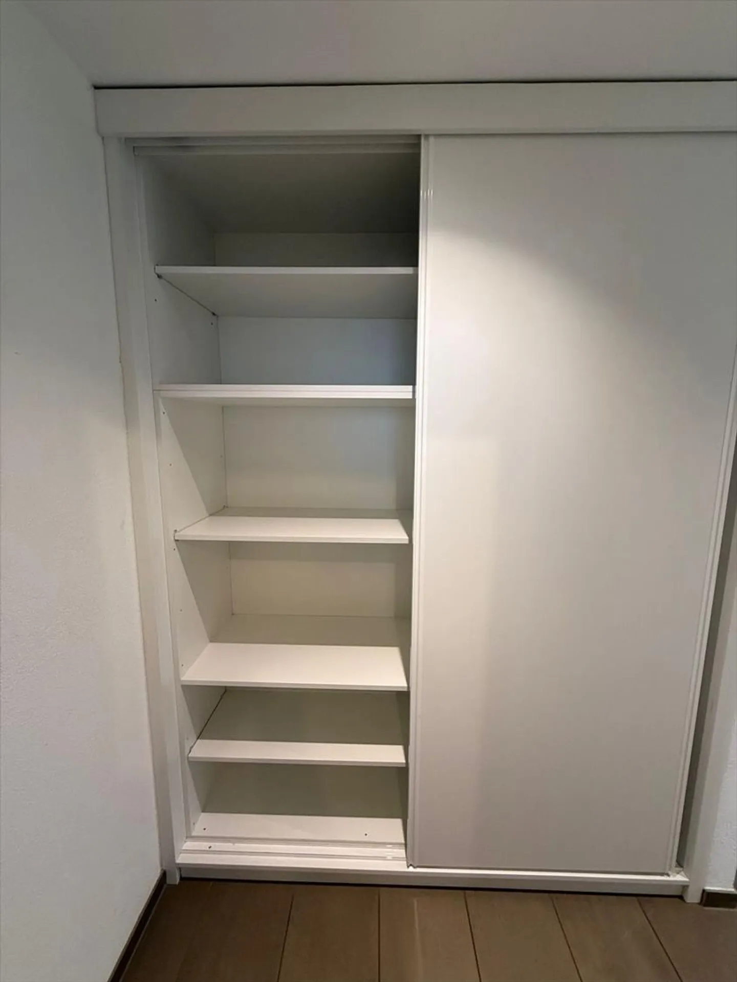 1.5 Room Apartment in Vallorbe - Photo 11 of 13