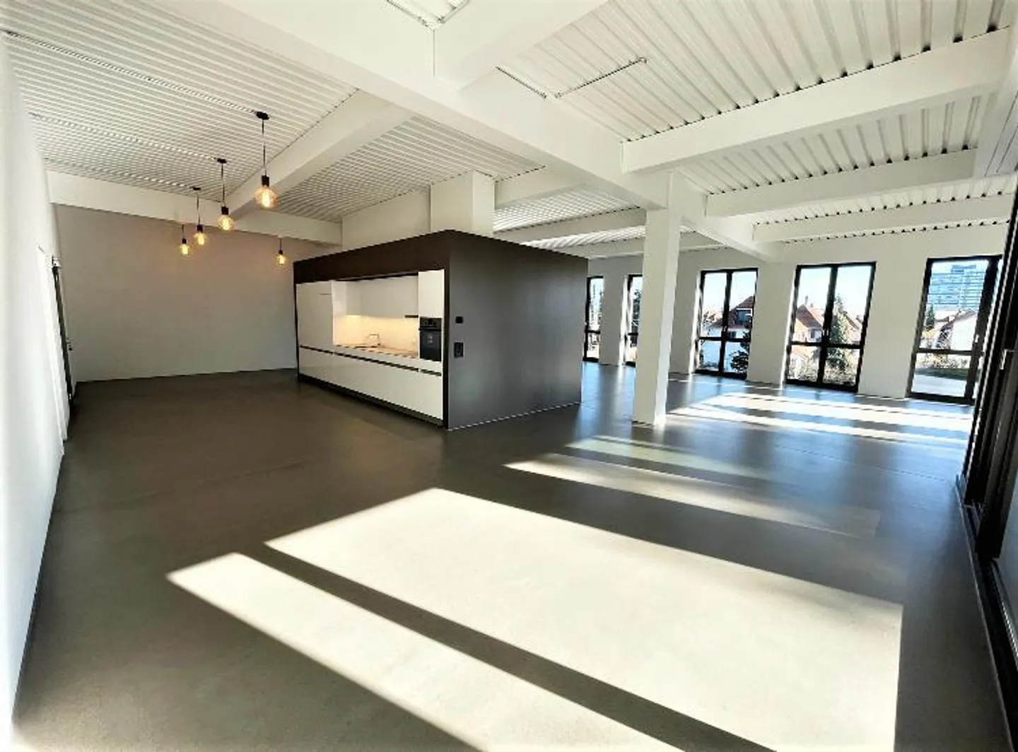 1 Room Loft, Bern - Loft apartment in a marketable building near Westside - Photo 2 of 11