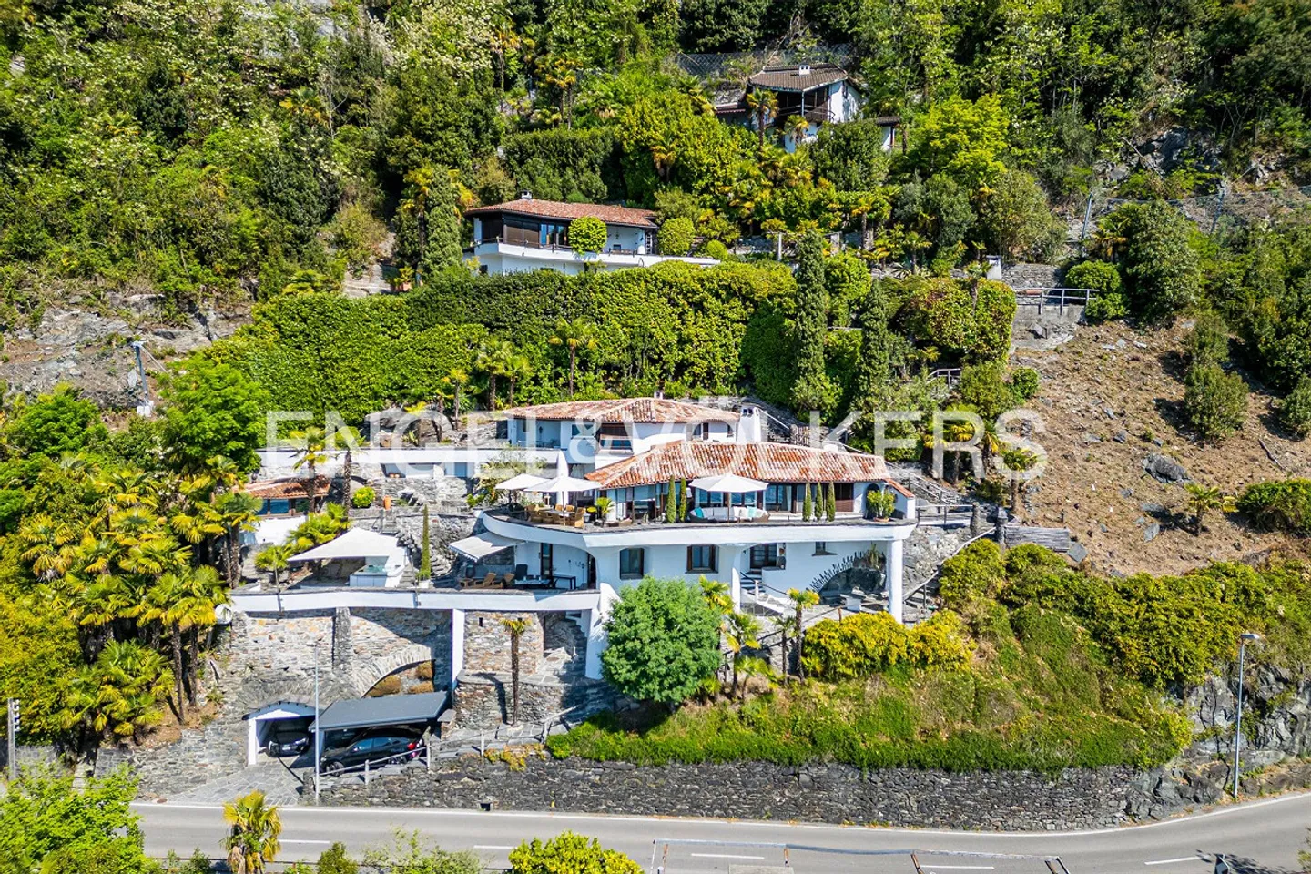 Luxusvilla mit Seeblick - Foto 3 von 16