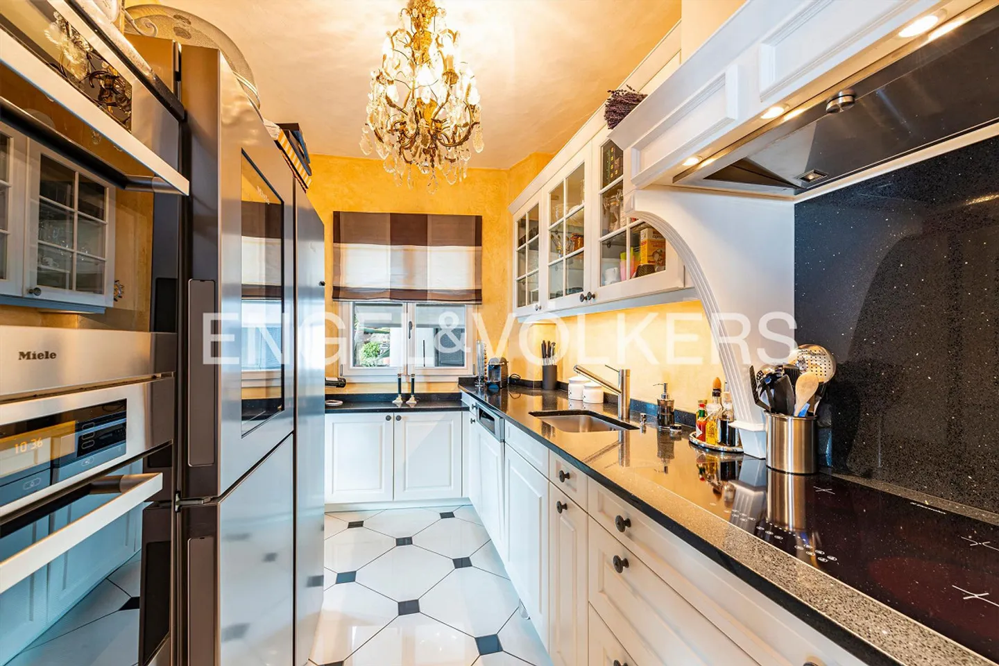 Luxusvilla mit Seeblick - Foto 7 von 16
