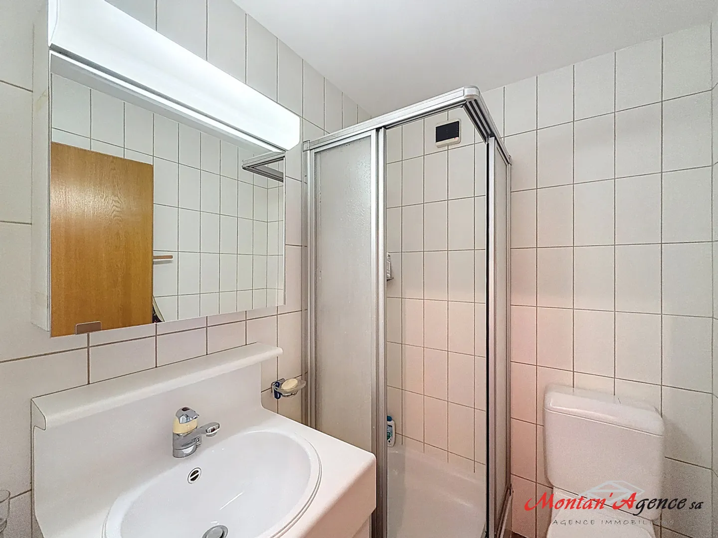 Appartement spacieux avec vue alpine - Photo 7 sur 10