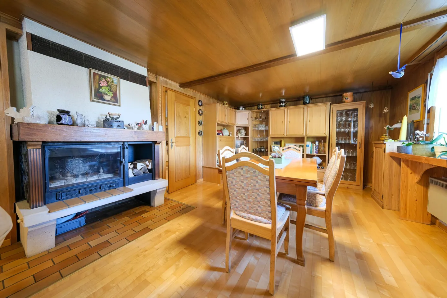 Vielseitiges Mehrfamilienhaus - Foto 7 von 17