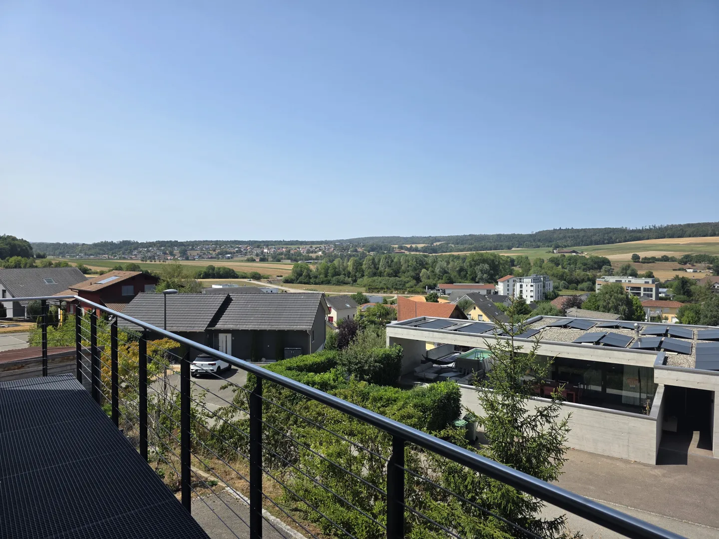 Maison moderne Minergie à Porrentruy - Photo 1 sur 19