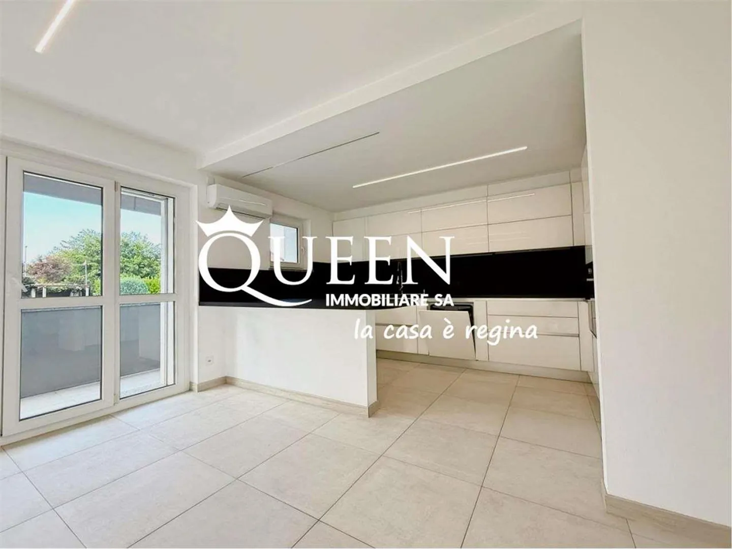 Balerna: penthouse 3.5 rooms, 100 sqm, top floor, residential area - Photo 4 of 13