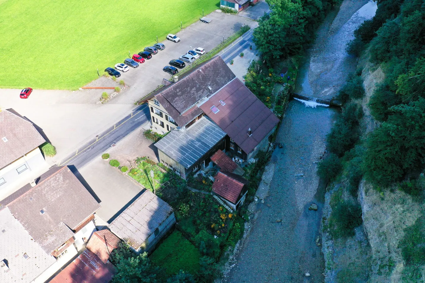 Vielseitiges Mehrfamilienhaus - Foto 16 von 17