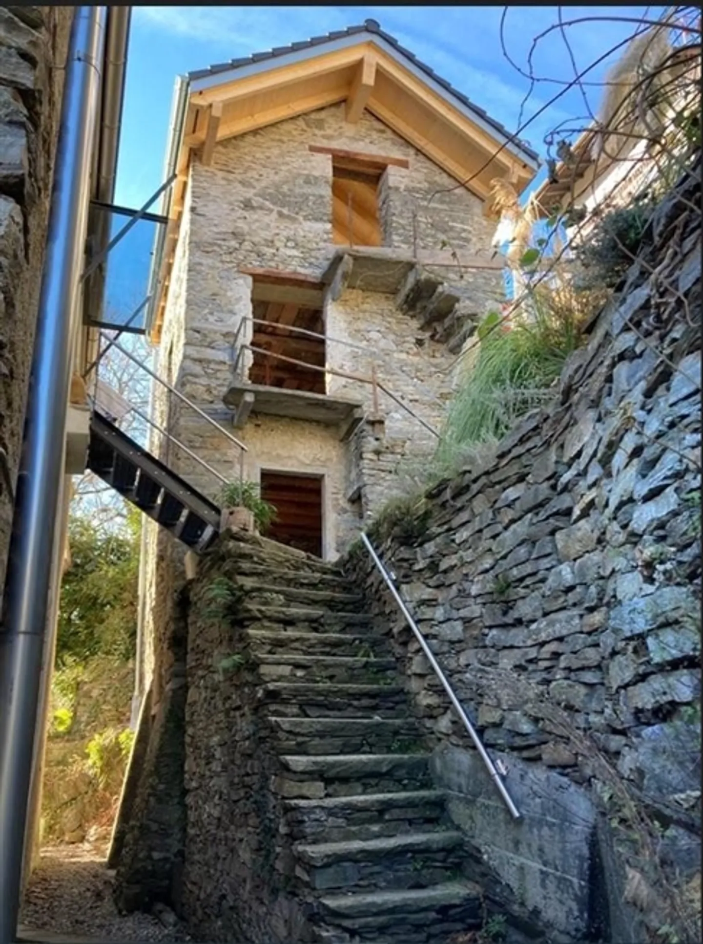 Rustico parzialmente ristrutturato a Calezzo-Intragna - Foto 1 di 16