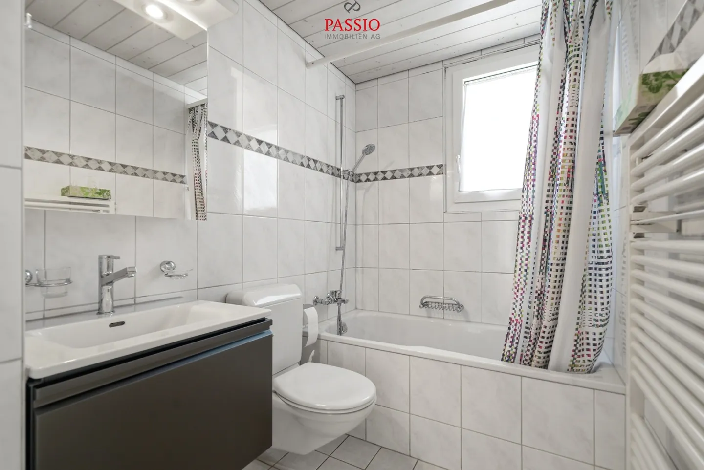 Beautiful 4.5-(5.5-)room single-family house with garden and lots of charm - Photo 11 of 33