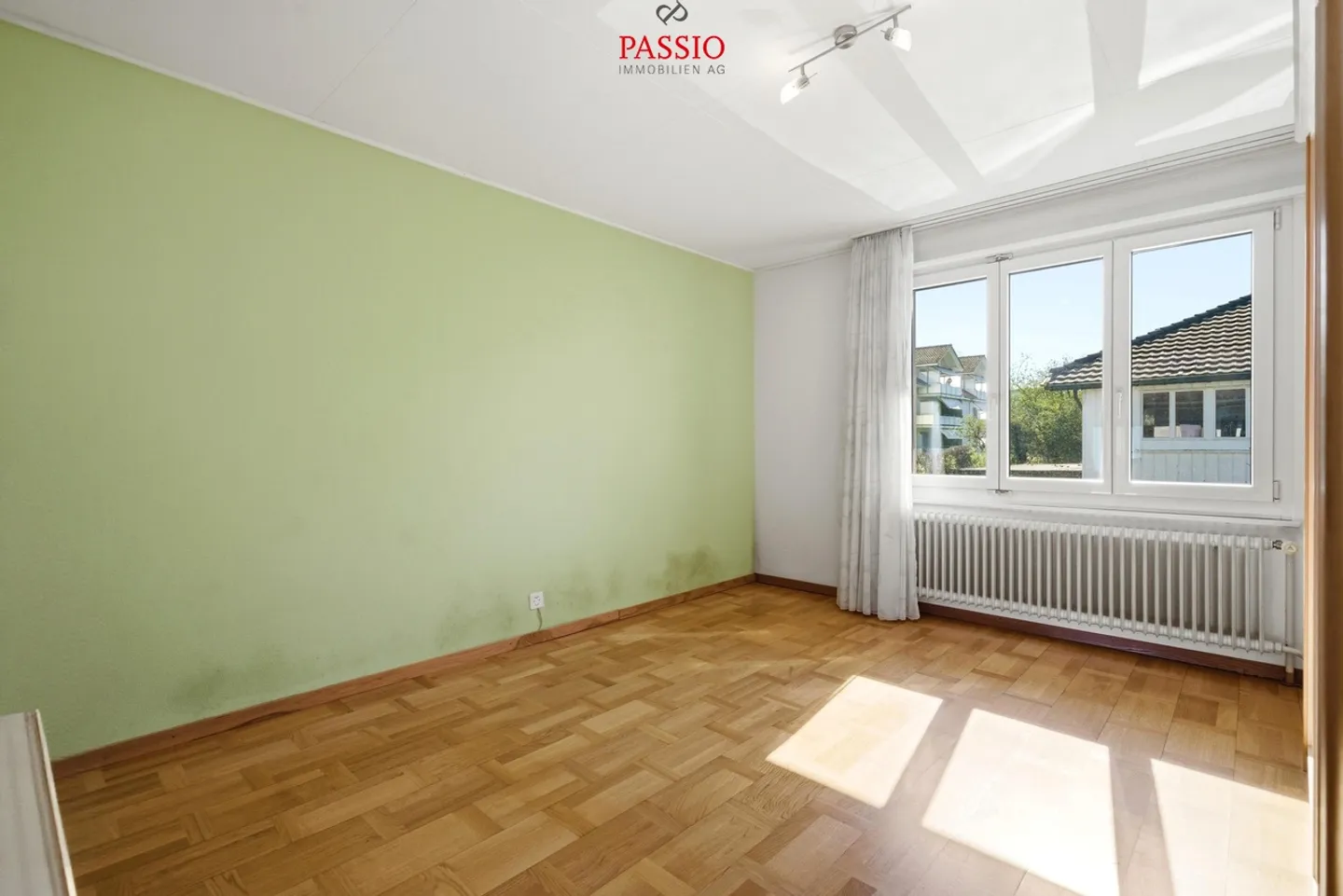 Beautiful 4.5-(5.5-)room single-family house with garden and lots of charm - Photo 12 of 33