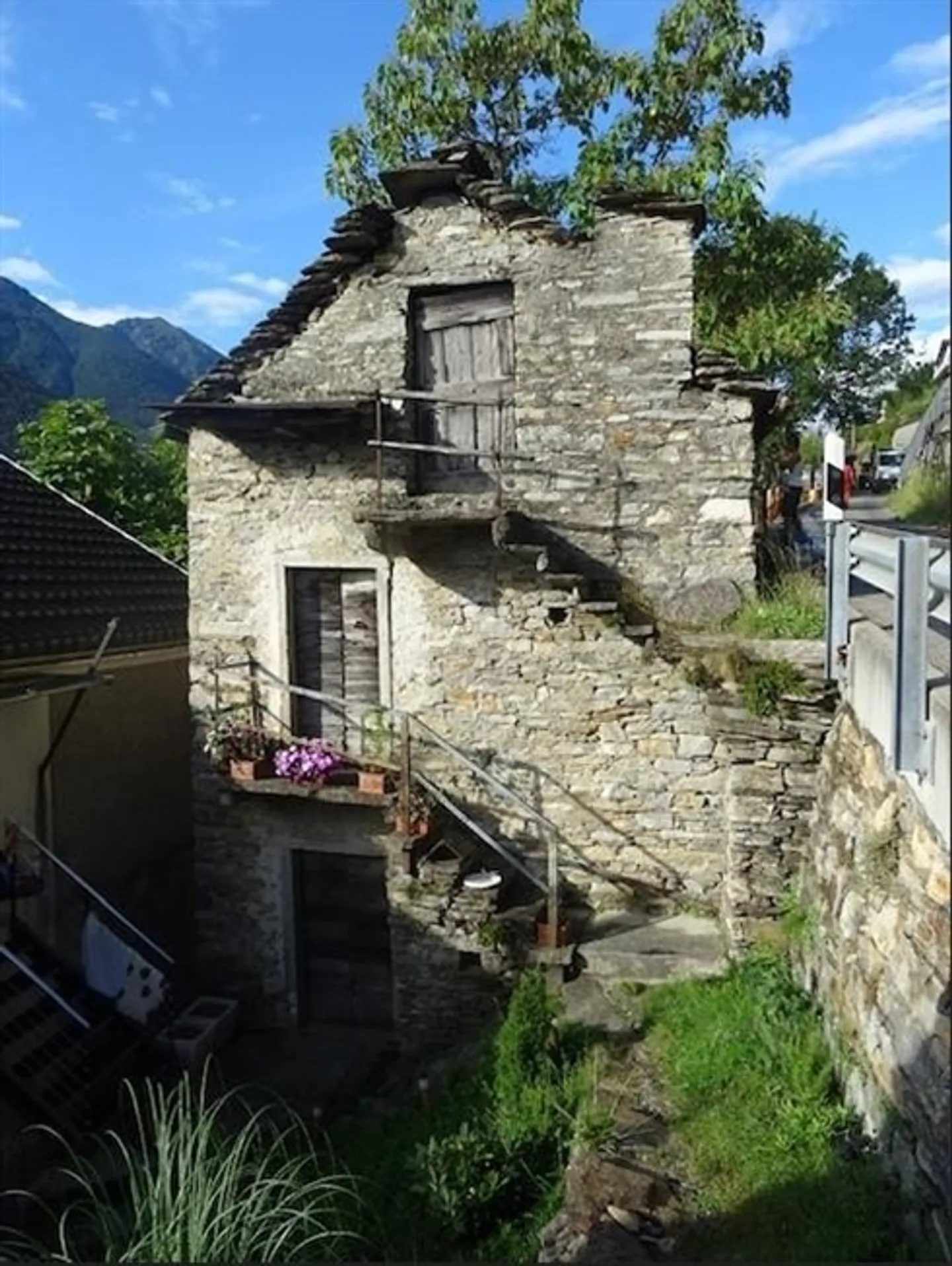 Rustico parzialmente ristrutturato a Calezzo-Intragna - Foto 11 di 16