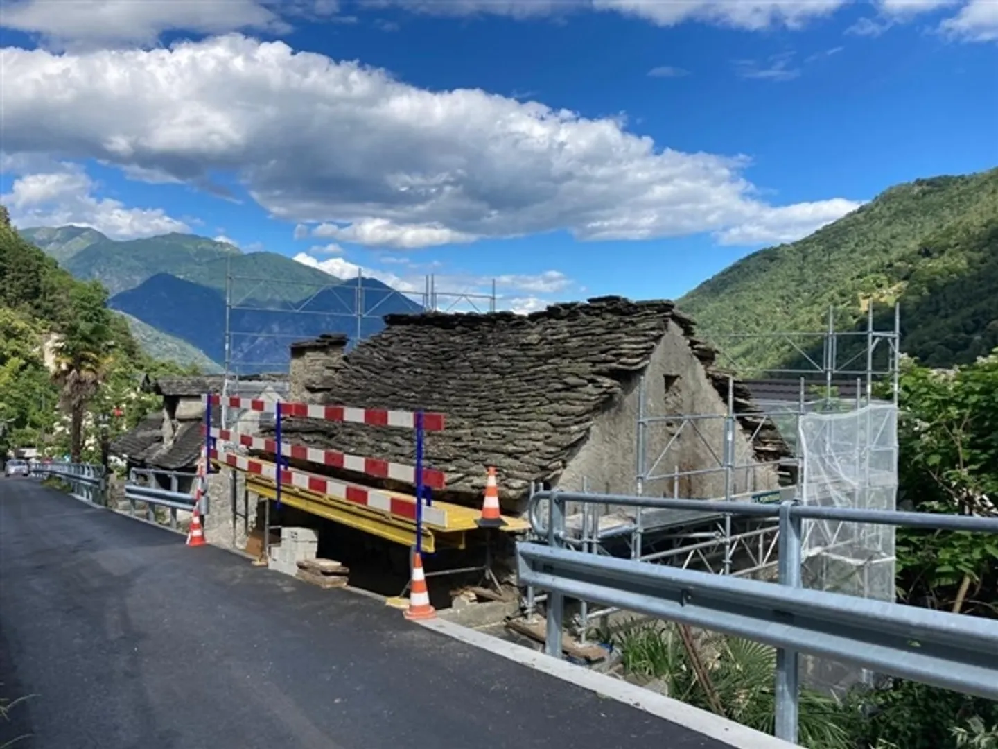 Rustico parzialmente ristrutturato a Calezzo-Intragna - Foto 15 di 16