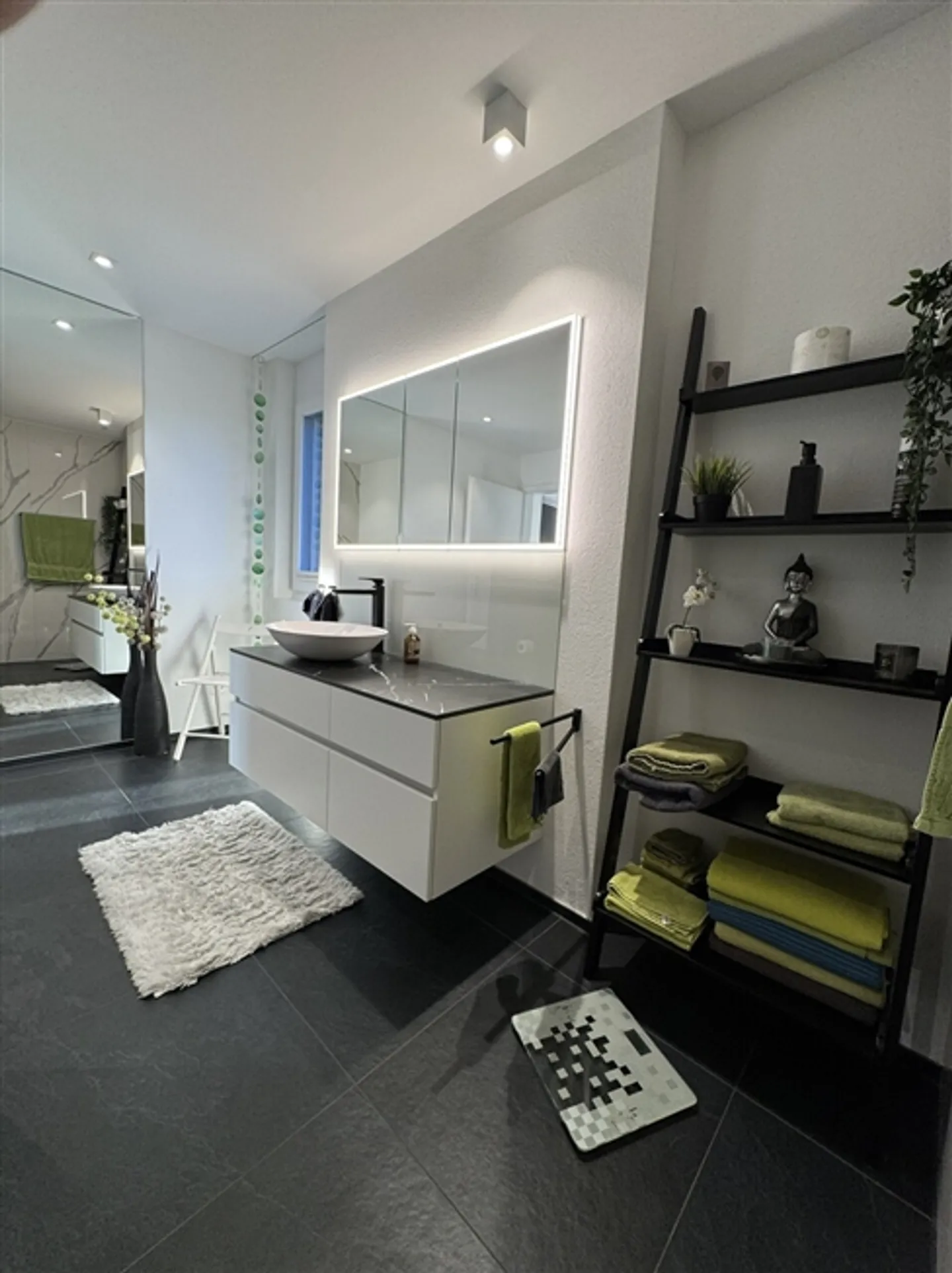 Appartamento Attico 4,5 Z., 177m2 di superficie abitabile netta, 145m2 di terrazza sul tetto - Foto 10 di 12