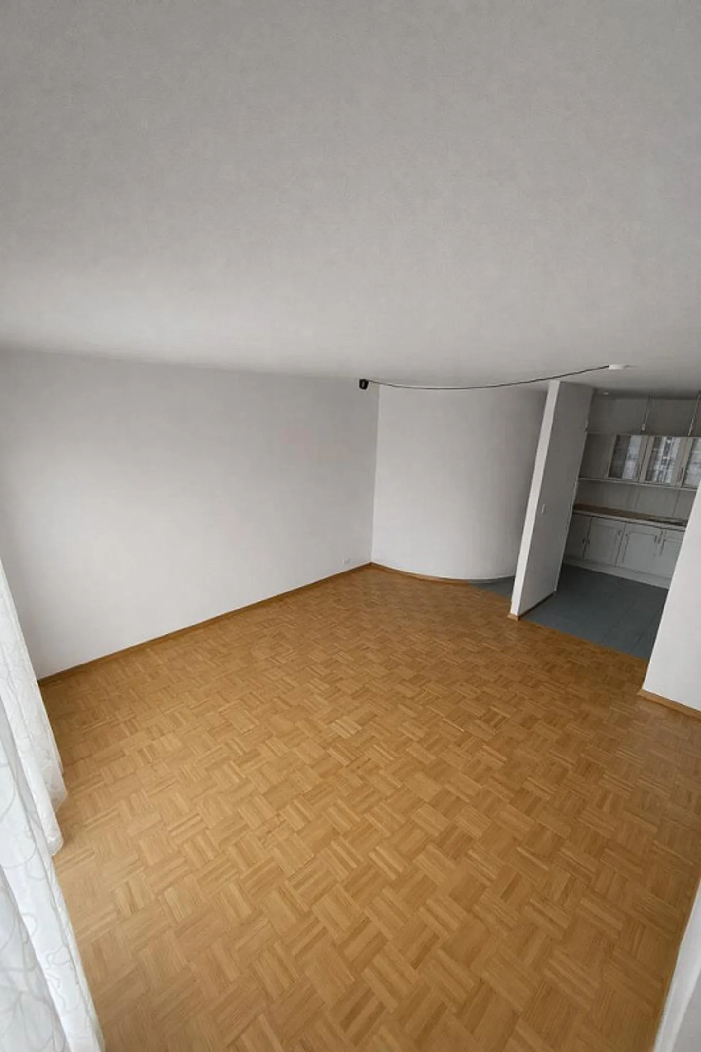 A GOOD CHOICE IN A TOP LOCATION! - Photo 4 of 7