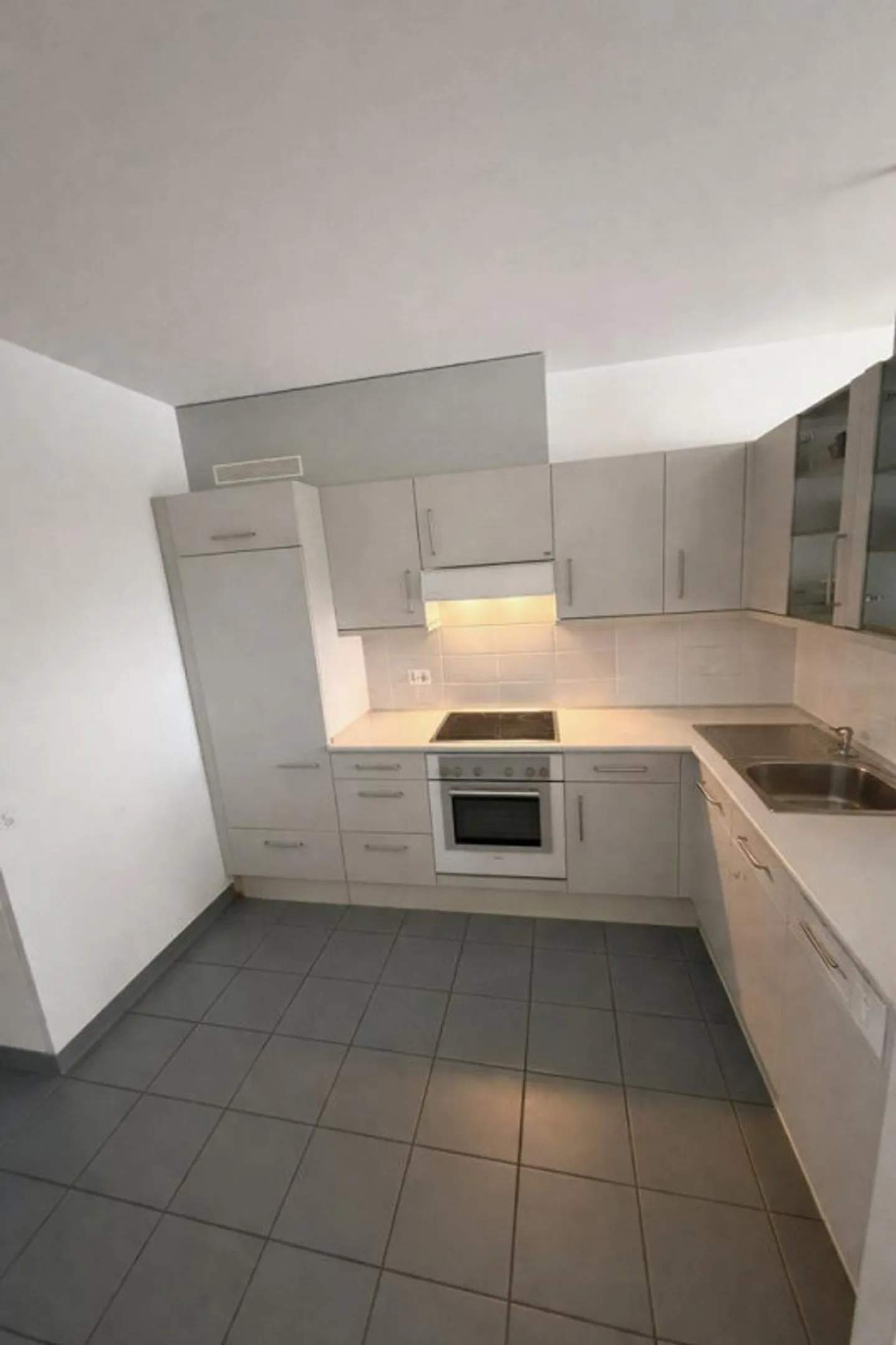 A GOOD CHOICE IN A TOP LOCATION! - Photo 6 of 7