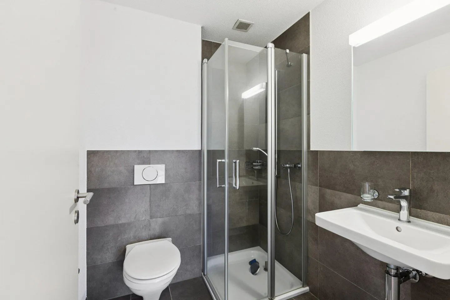 Appartamento luminoso 4.5 stanze - Foto 4 di 6