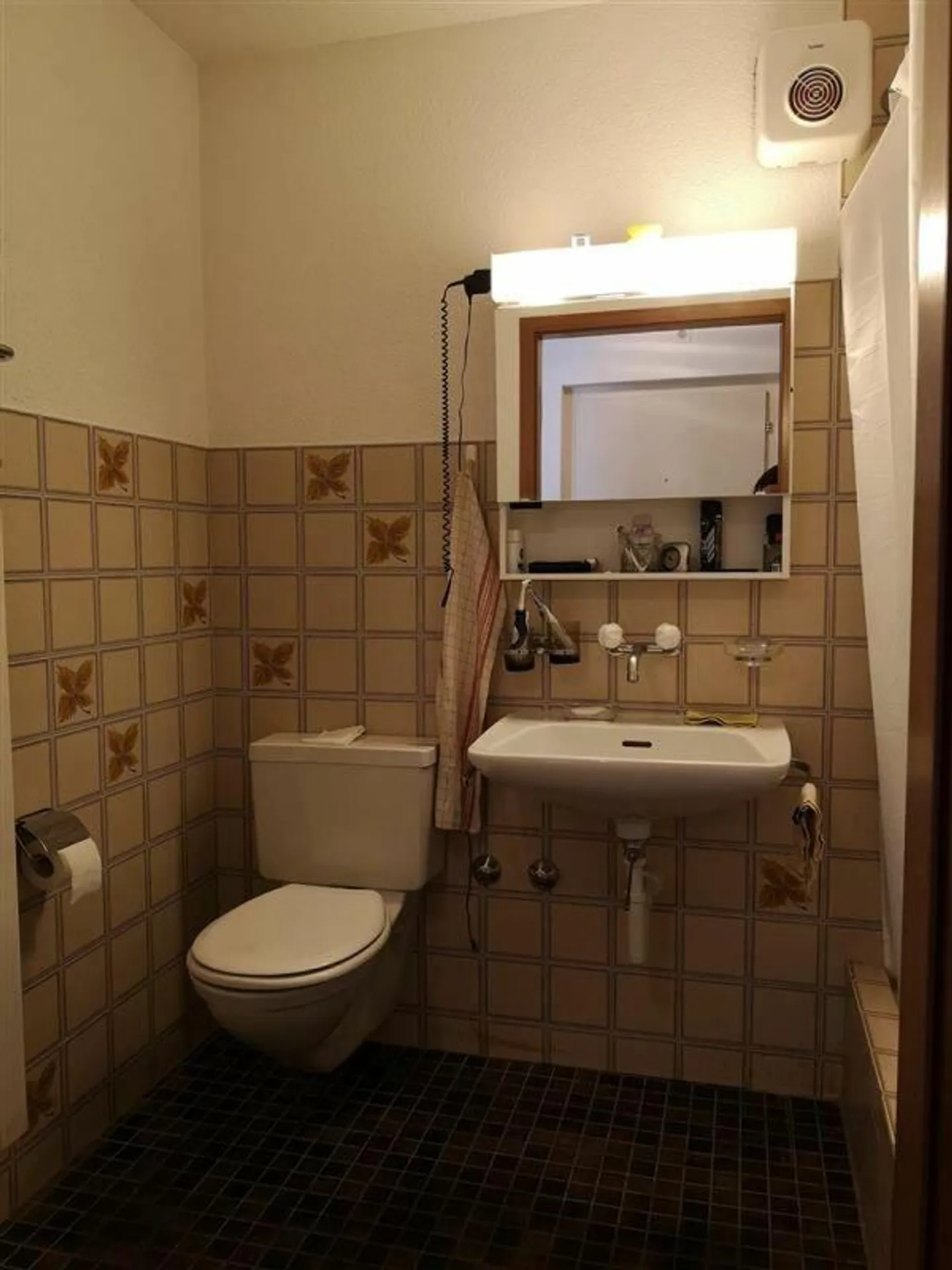 Cozy and centrally located 1 ½-room apartment - Photo 5 of 9