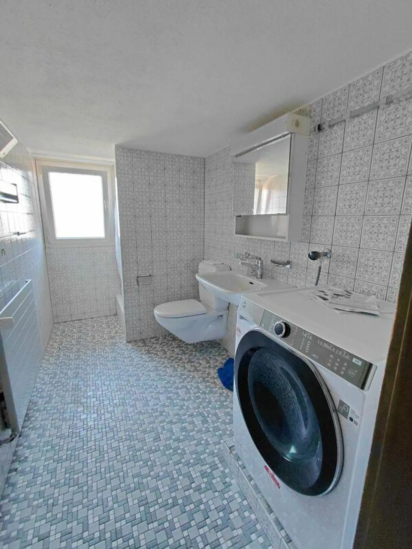 6 1/2 Zimmer-Doppeleinfamilienhaus - Foto 6 von 7