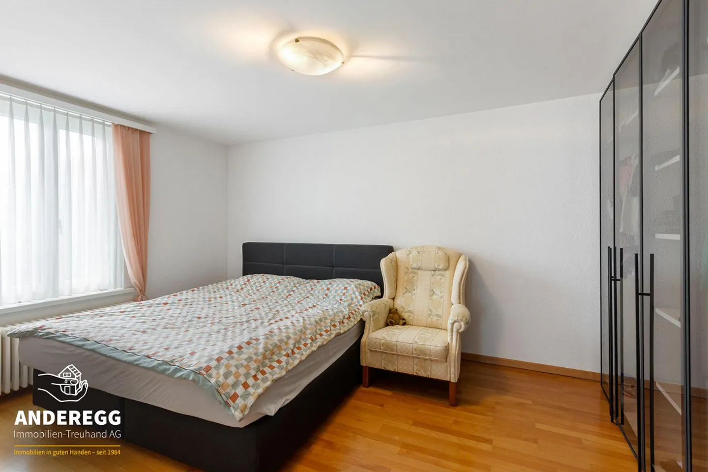 Zentral gelegenes 5-Zi.-DEFH mit 2-Zi.-Einliegerwohnung - Photo 13 sur 13