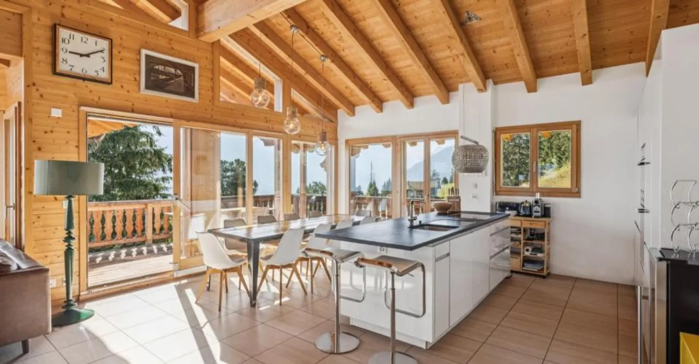 Residenza secondaria - Una proprietà eccezionale alle porte delle 4 valli - Foto 1 di 13