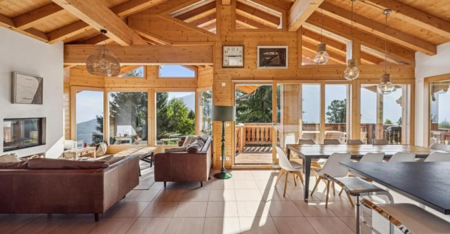 Residenza secondaria - Una proprietà eccezionale alle porte delle 4 valli - Foto 7 di 13