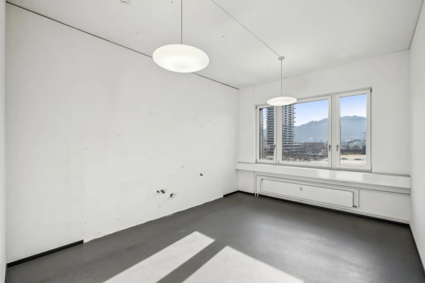 Attractive and versatile office space for rent in Buss Industrial Park - Photo 13 of 20