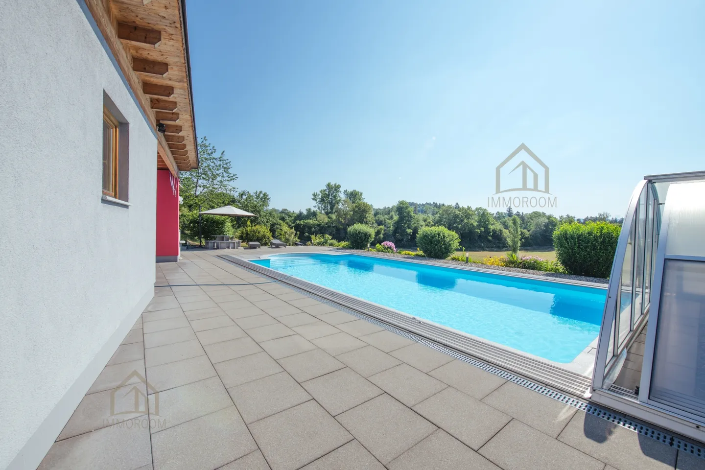 A home with plenty of space, privacy, and a dream view - Photo 6 of 9
