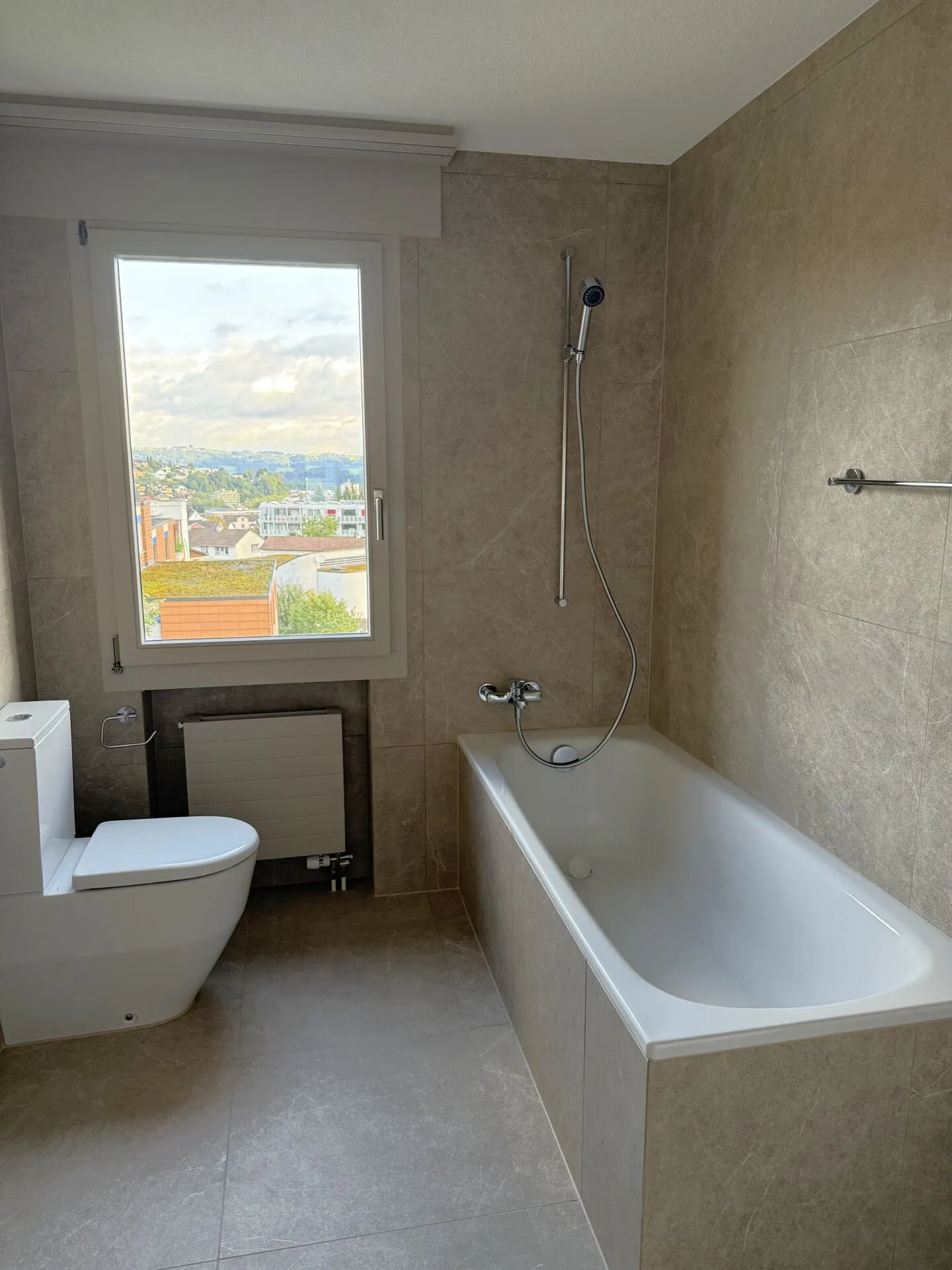 Frisch sanierte 4-Zimmer-Wohnung mit grossem Hobbyraum - Ihr neues Zuhause - Foto 4 von 13