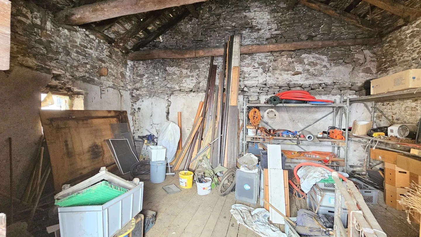 RUSTICO DA RISTRUTTURARE A GNOSCA - Foto 6 di 8