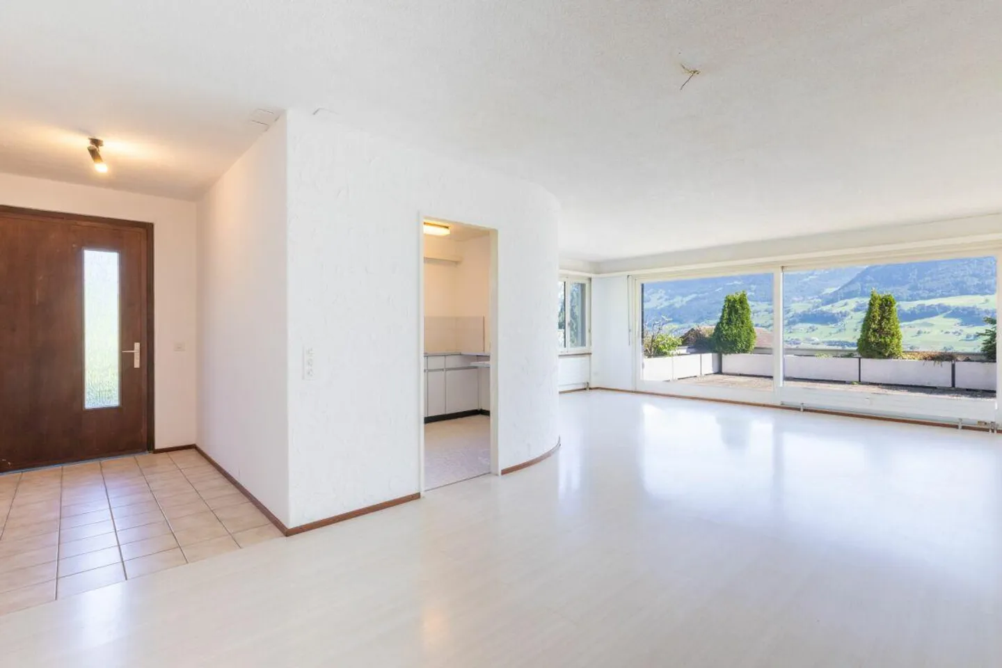 Terrace Apartment with Panoramic View - Photo 5 of 9