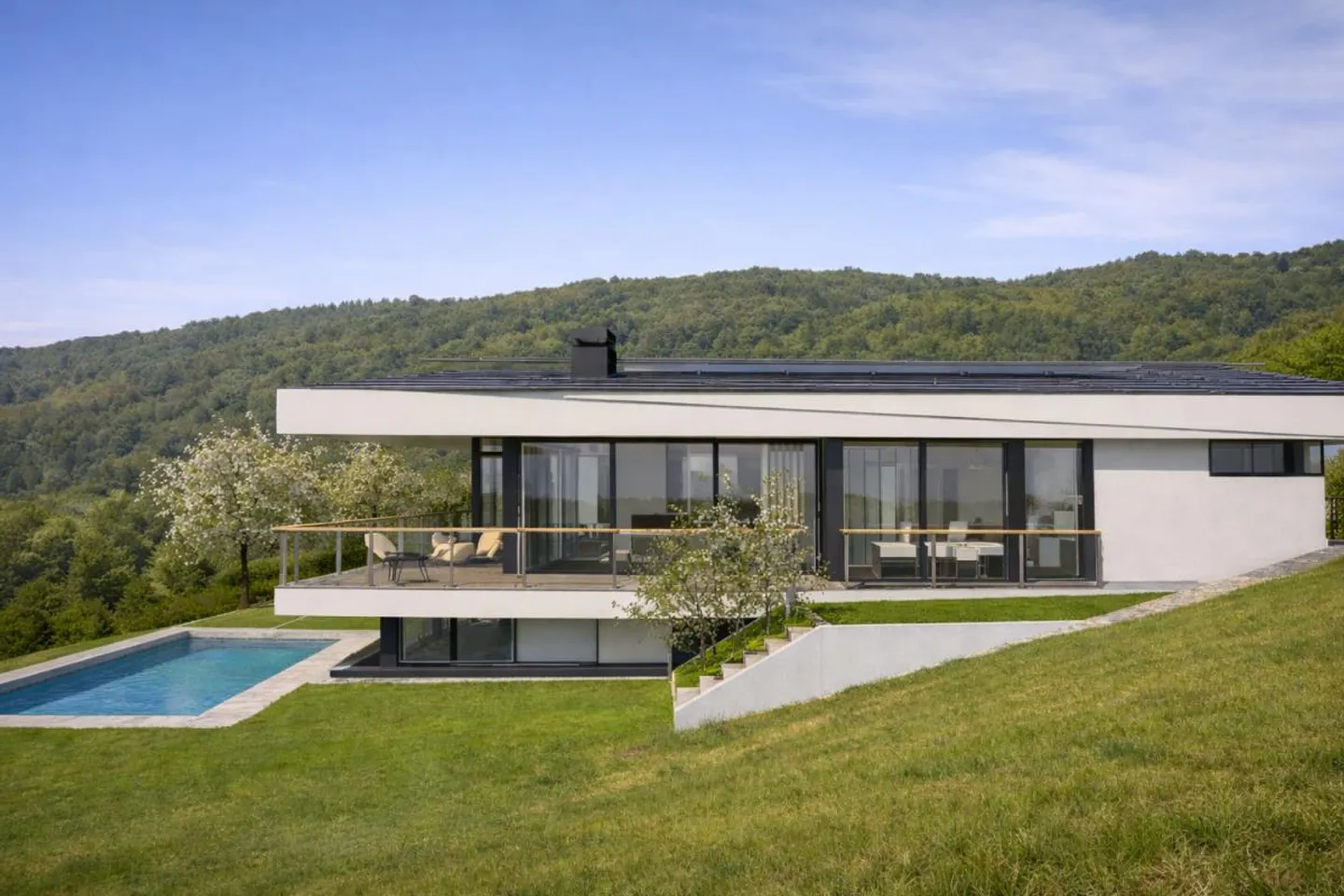Villa moderna con piscina - Foto 8 di 8