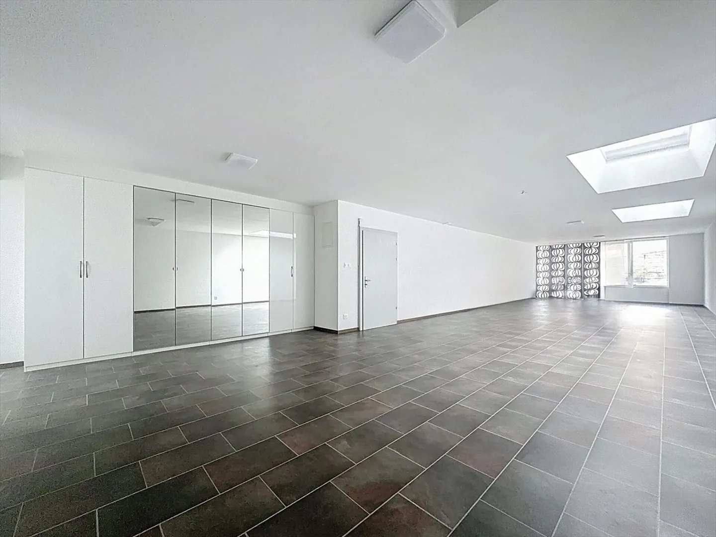 Appartamento/loft affascinante vicino al centro - Foto 2 di 12