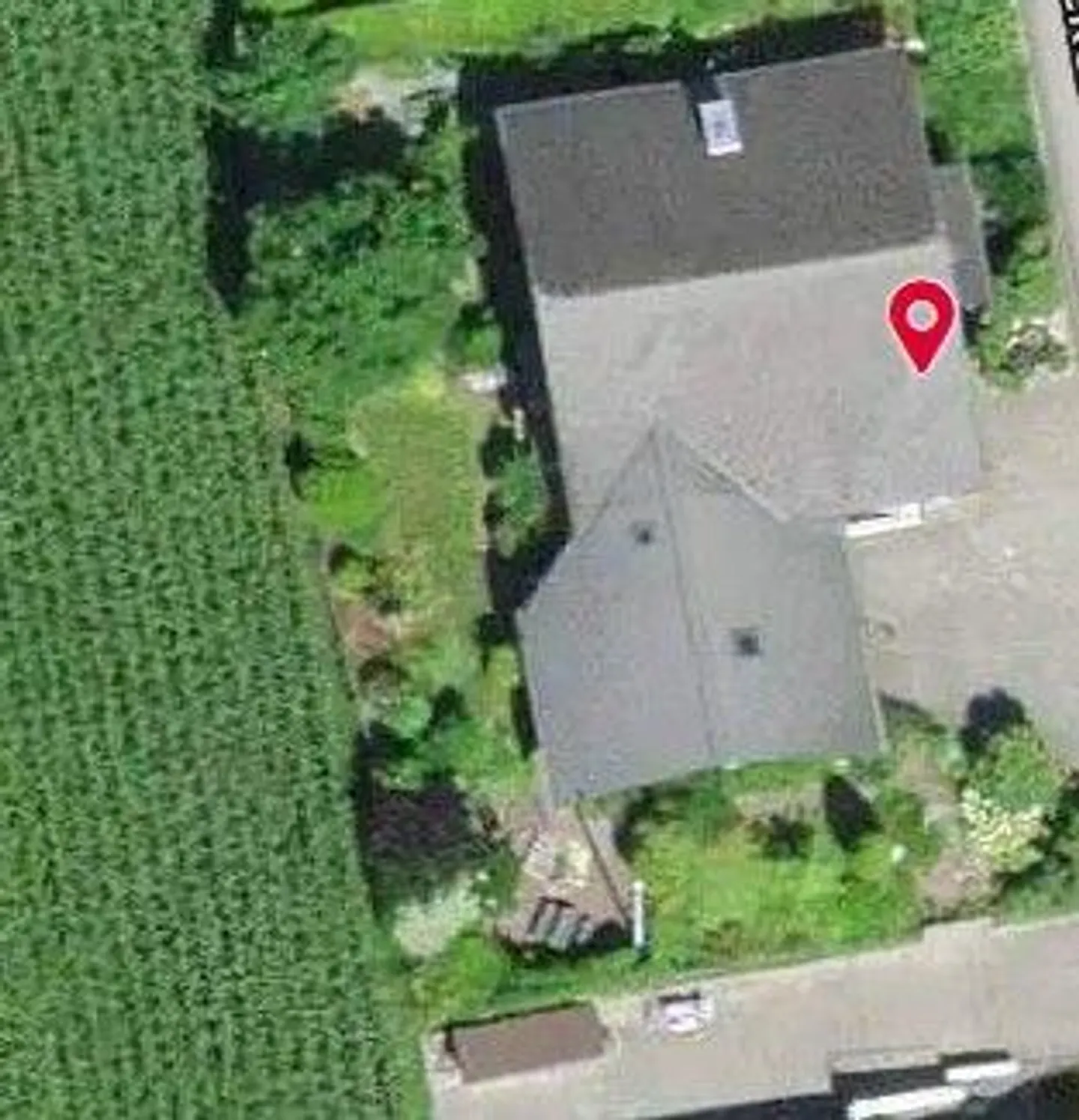 *6.5-room single-family house in a quiet location* - Photo 1 of 13