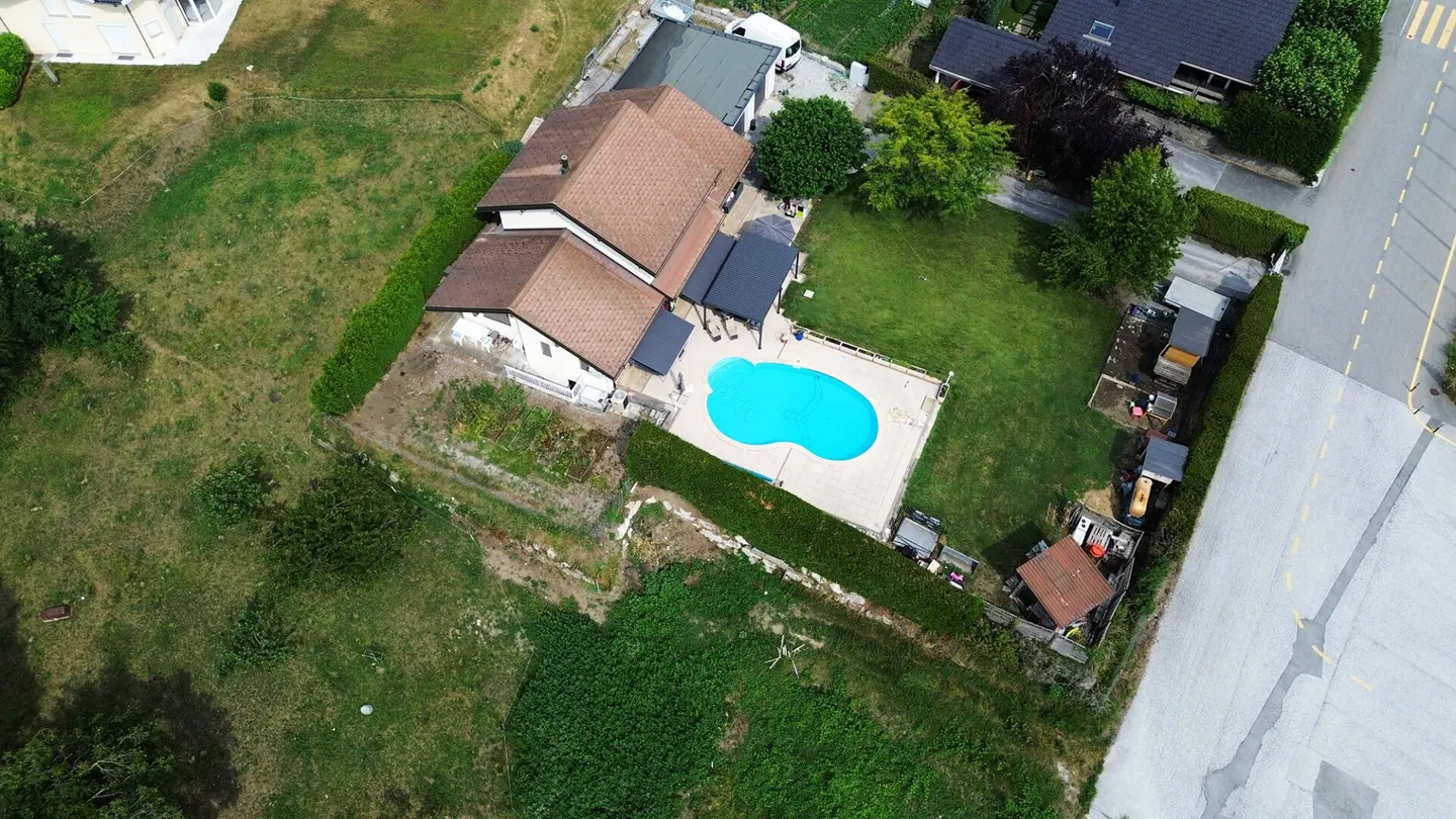 Villa Élégante avec Piscine - Photo 4 sur 13