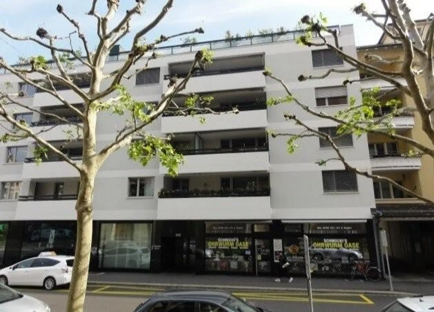 Vivere in un quartiere urbano vivace - Foto 1 di 5