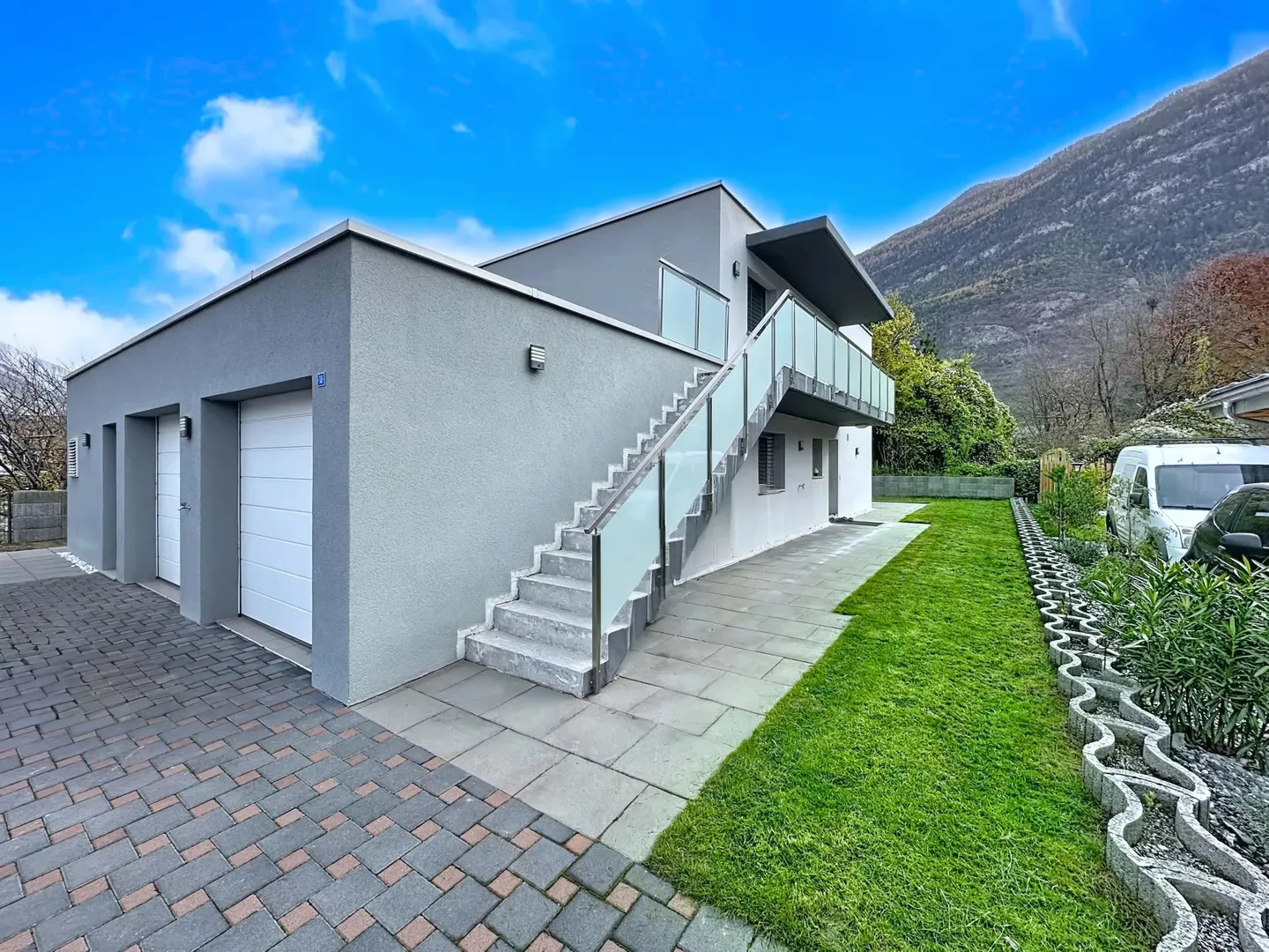 Villa moderna con doppio potenziale - Foto 9 di 9